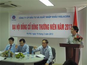 Đại hội đồng cổ đông năm 2013